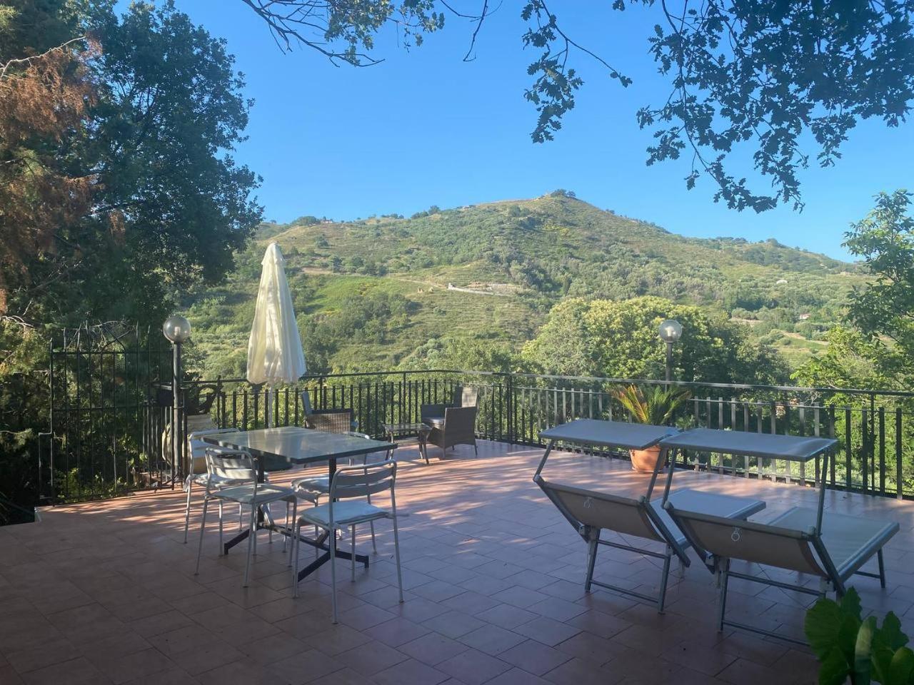 Agriturismo Etna-Mare ピエディモンテ・エトネーオ エクステリア 写真