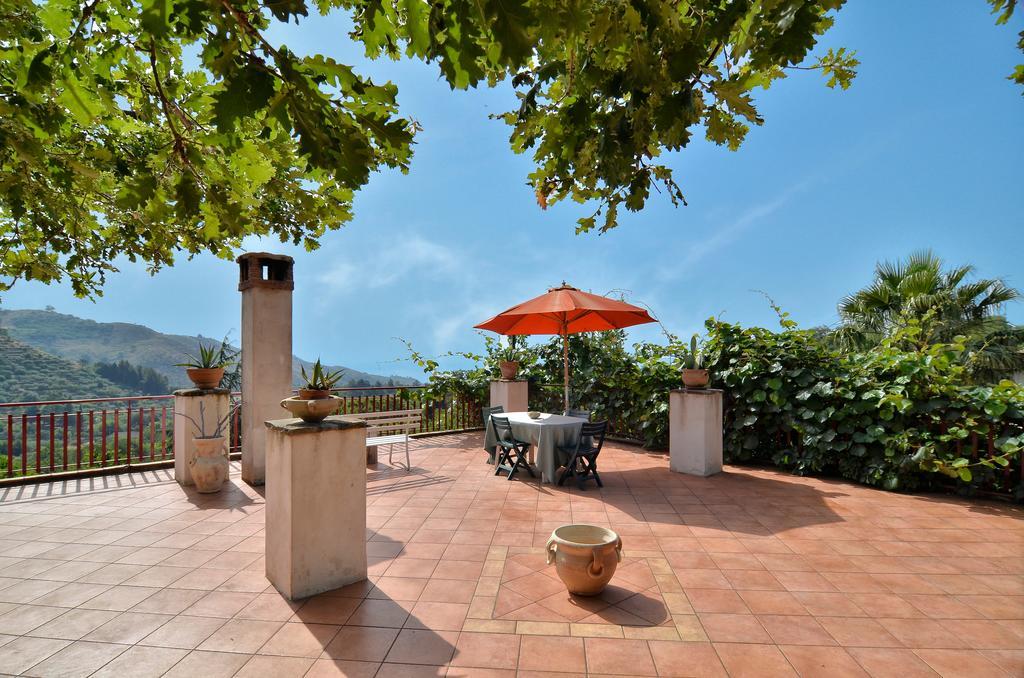 Agriturismo Etna-Mare ピエディモンテ・エトネーオ エクステリア 写真